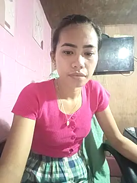 Snapshot of Cutie_body11 chatting on 11.14.25 Cutie body11 online show from 11.14.25