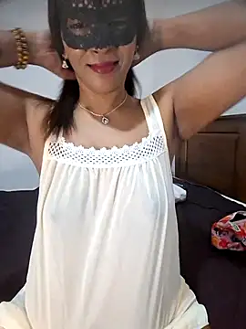 Snapshot of naughtyjaanu chatting on 05.20.26 naughtyjaanu online show from 05.20.26