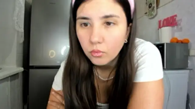 Snapshot of MiaMarrone chatting on 01.08.26 MiaMarrone online show from 01.08.26