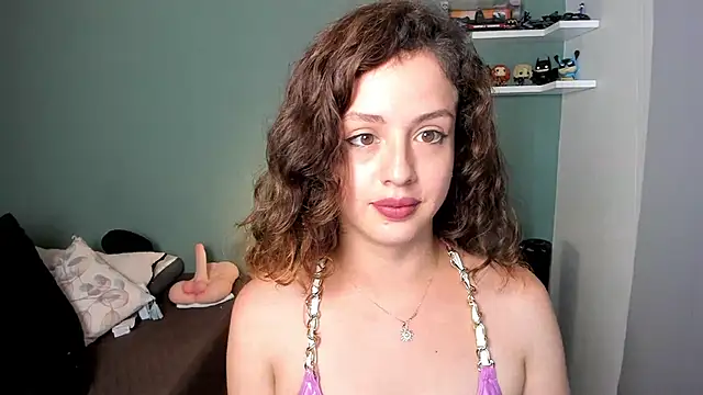 Snapshot of Cassandra_Caiin chatting on 12.09.24 Cassandra Caiin online show from 12.09.24