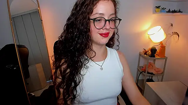 Snapshot of Cassandra_Caiin chatting on 09.23.25 Cassandra Caiin online show from 09.23.25