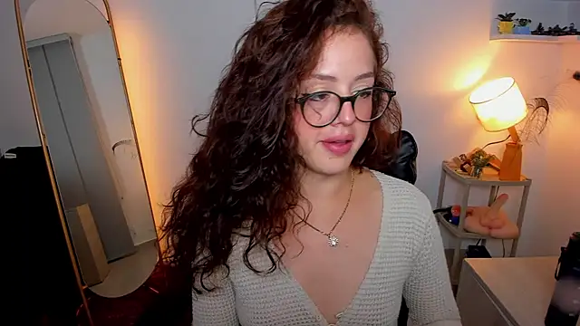 Snapshot of Cassandra_Caiin chatting on 10.24.25 Cassandra Caiin online show from 10.24.25