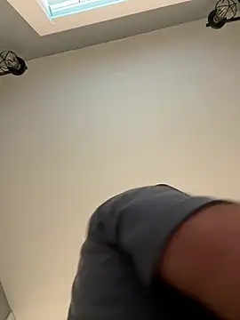 smokeymt420 online show from 04.12.26