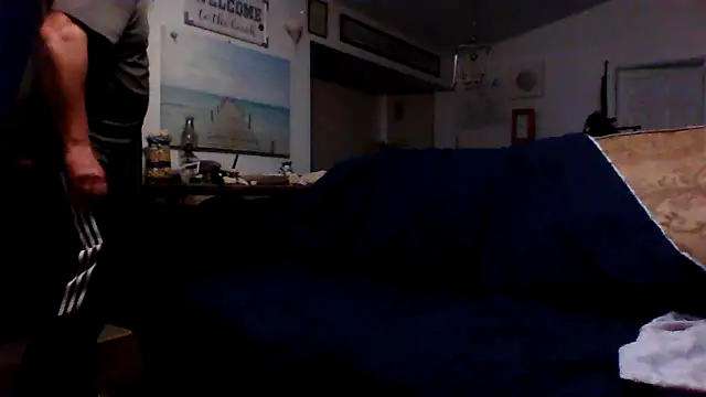 Snapshot of Yankeedave420 chatting on 01.04.25 Yankeedave420 online show from 01.04.25