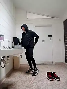 Snapshot of Yankeedave420 chatting on 01.22.25 Yankeedave420 online show from 01.22.25