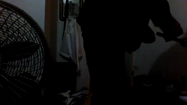 Snapshot of Yankeedave420 chatting on 01.23.25 Yankeedave420 online show from 01.23.25