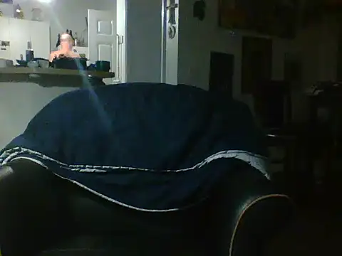 Snapshot of Yankeedave420 chatting on 02.01.25 Yankeedave420 online show from 02.01.25