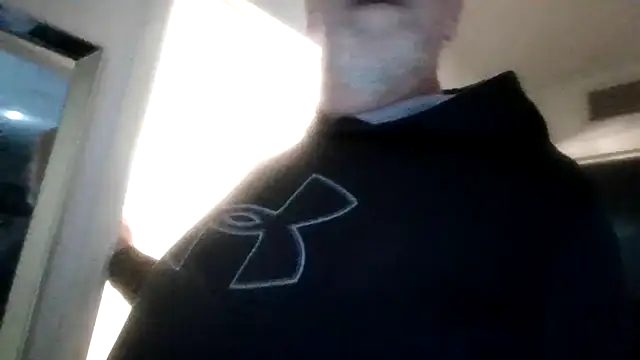 Snapshot of Yankeedave420 chatting on 03.07.25 Yankeedave420 online show from 03.07.25