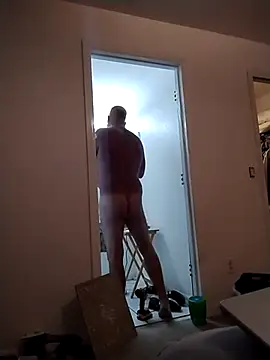 Snapshot of Yankeedave420 chatting on 10.02.25 Yankeedave420 online show from 10.02.25