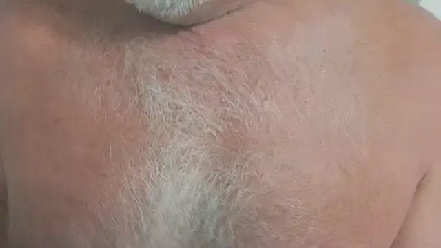 Snapshot of Yankeedave420 chatting on 10.09.25 Yankeedave420 online show from 10.09.25