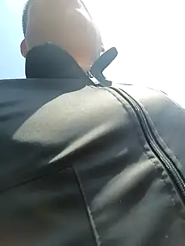 chicoguapo8 online show from 02.21.25