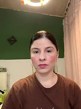 Estefani 32 online show from 02.11.26