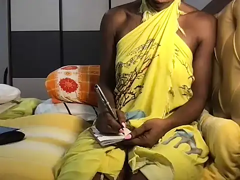 choco petite online show from 10.10.25