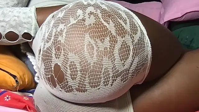 choco petite online show from 05.04.26