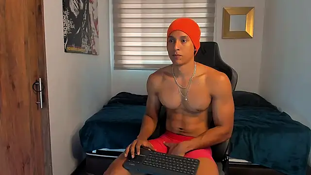 Liam V online show from 12.04.24