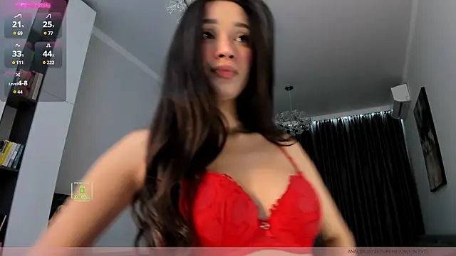 Snapshot of sweetest_candy chatting on 11.19.25 sweetest candy online show from 11.19.25