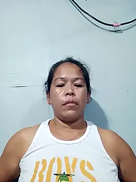 yummytitsxxx168 online show from 02.13.26