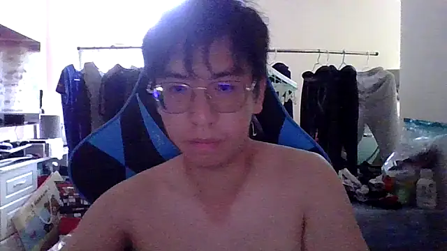 Snapshot of charlie_xdd chatting on 03.15.25 charlie xdd online show from 03.15.25