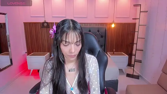 AMELIELEONE online show from 09.27.25