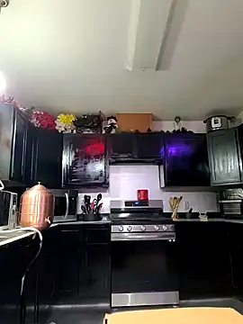 Snapshot of ScarletCallings420 chatting on 01.11.25 ScarletCallings420 online show from 01.11.25