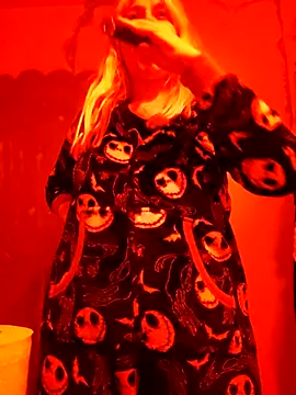 ScarletCallings420 online show from 11.23.25