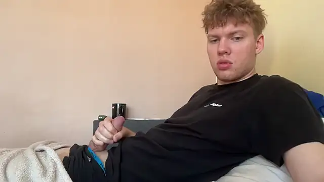 sexybooii6968 online show from 11.04.25