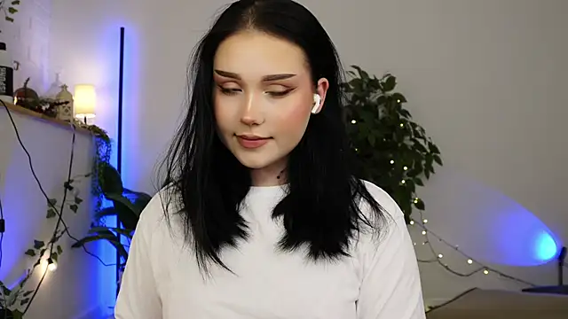 Snapshot of ScarletBlaze chatting on 02.27.25 ScarletBlaze online show from 02.27.25