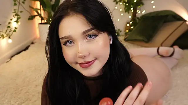 Snapshot of ScarletBlaze chatting on 03.16.25 ScarletBlaze online show from 03.16.25