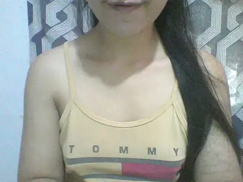 Snapshot of spankmybootyxxx chatting on 10.31.25 spankmybootyxxx online show from 10.31.25