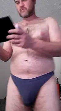 Snapshot of EZYves chatting on 12.05.24 EZYves online show from 12.05.24