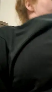 Snapshot of BossChick1625 chatting on 10.28.25 BossChick1625 online show from 10.28.25