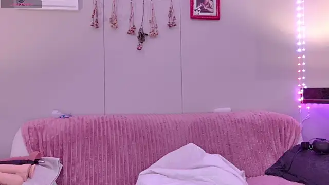 ScarletCarnal online show from 11.16.25