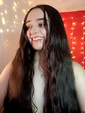 Snapshot of IvonneT chatting on 12.08.24 IvonneT online show from 12.08.24