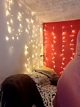 Snapshot of IvonneT chatting on 12.12.24 IvonneT online show from 12.12.24