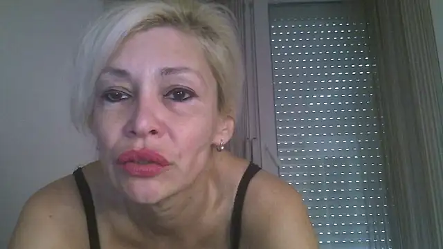 EvaaMina online show from 10.23.25