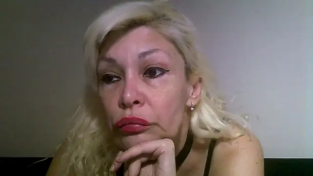 EvaaMina online show from 04.23.26