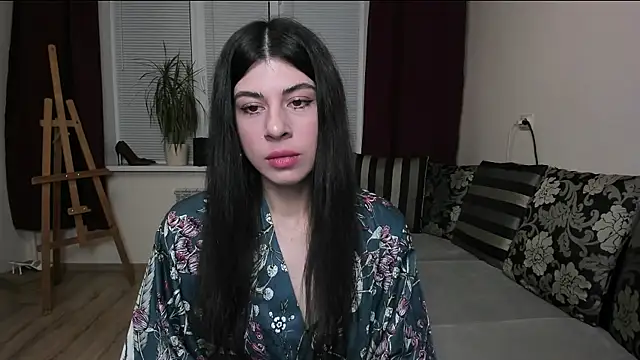 Snapshot of MolagAnna chatting on 09.24.25 MolagAnna online show from 09.24.25