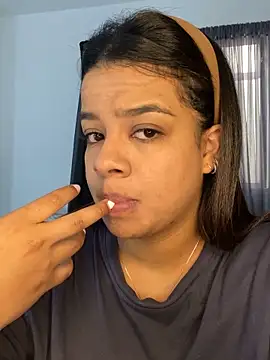 trianawhite online show from 01.21.25