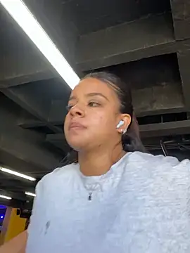 trianawhite online show from 01.30.25