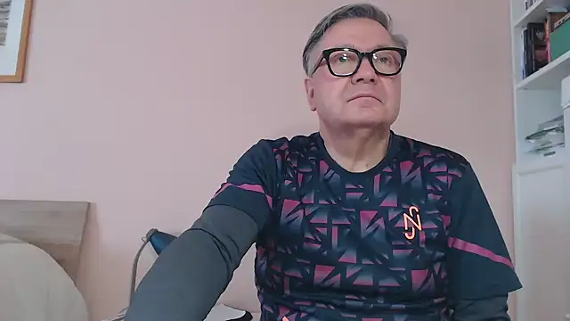 YOU6me online show from 03.05.26