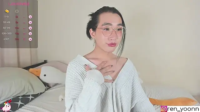 Snapshot of Ren_yoon chatting on 09.14.25 Ren yoon online show from 09.14.25