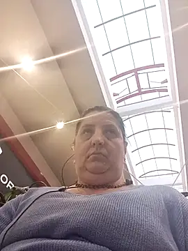 RidemerafSuzana online show from 04.05.26