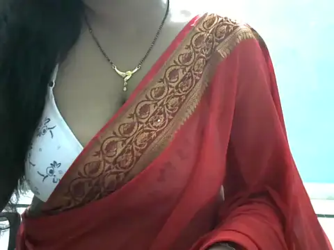 Snapshot of SexyRashmika chatting on 10.13.25 SexyRashmika online show from 10.13.25