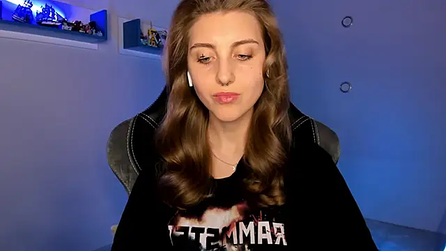 CassiaBlade1 online show from 02.21.25