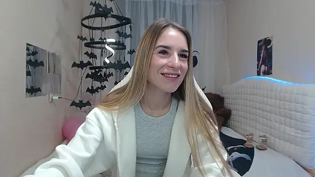 Snapshot of DeboraHorny chatting on 11.01.25 DeboraHorny online show from 11.01.25