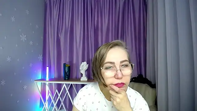 queen a n i online show from 11.14.25