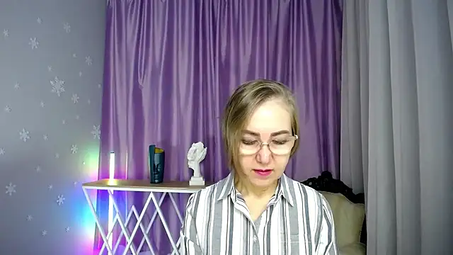 queen a n i online show from 11.20.25