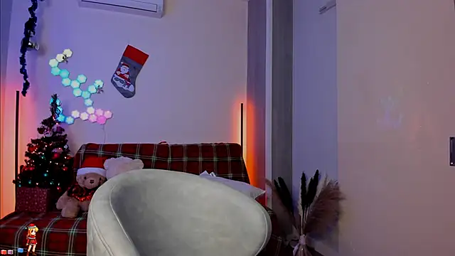 victorias world online show from 12.19.24