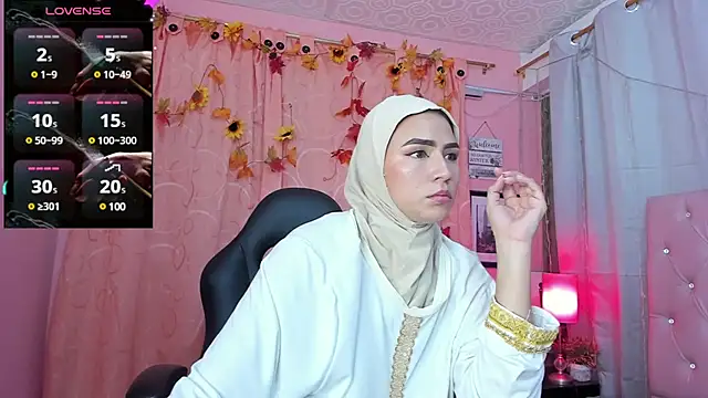 Snapshot of DarshaKhemu chatting on 02.03.25 DarshaKhemu online show from 02.03.25