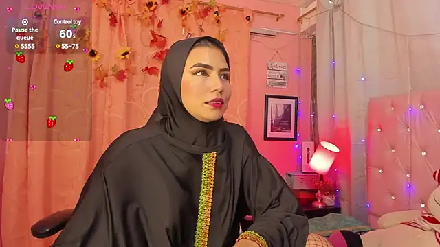 Snapshot of DarshaKhemu chatting on 02.11.25 DarshaKhemu online show from 02.11.25